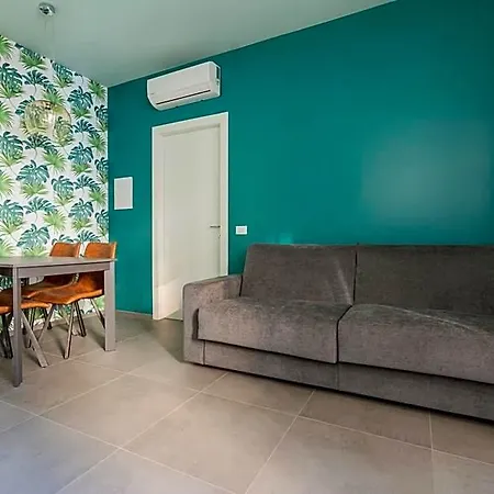 Ξενοδοχείο με διαμερίσματα Albaresidence Vico01 4*
